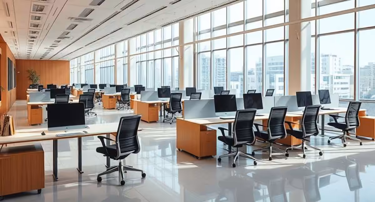 mobilier de bureau professionnel Tunis avec bureaux ergonomiques modernes